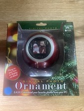Digital Photo Christmas Ornament 1.5 Screen 8mb Built In Memory 59 Photos NIB