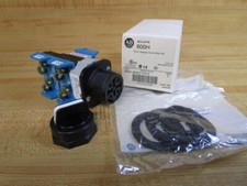 Allen Bradley 800H-JR2KC1TZTX Selector Switch 800HJR2KC1TZTX W/800T-XAR