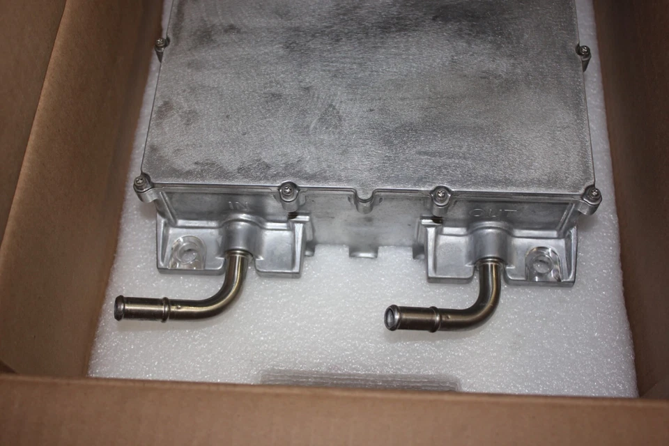 2017-2021 克莱斯勒 Pacifica Voyager 混合电池充电器 68372560AF — 第 4/4 张图片