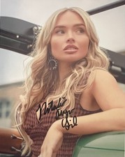 Dutton Ranch NATALIE ALYN LIND SIGNED 8x10 Photo - VIDEO PROOF