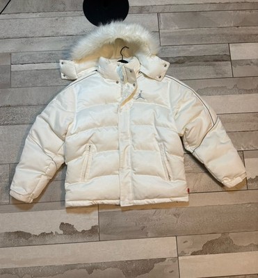 Supreme Jordan Puffer Jacket White Size M
