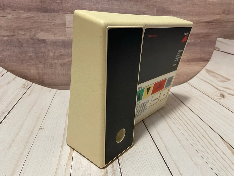 Precor 9.1 Treadmill  Console Display Panel - Image 4 of 4