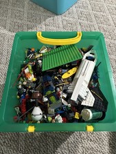 LEGO Massive Assortment 2 Lb Bag Of Miscellaneous LEGO Bricks