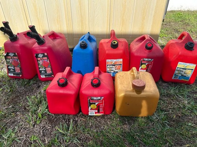 #ad #ad BUNDLE SALE 9 Gas Cans 5 Gallon 2.5 Gallon and 2 Gallon $45.00