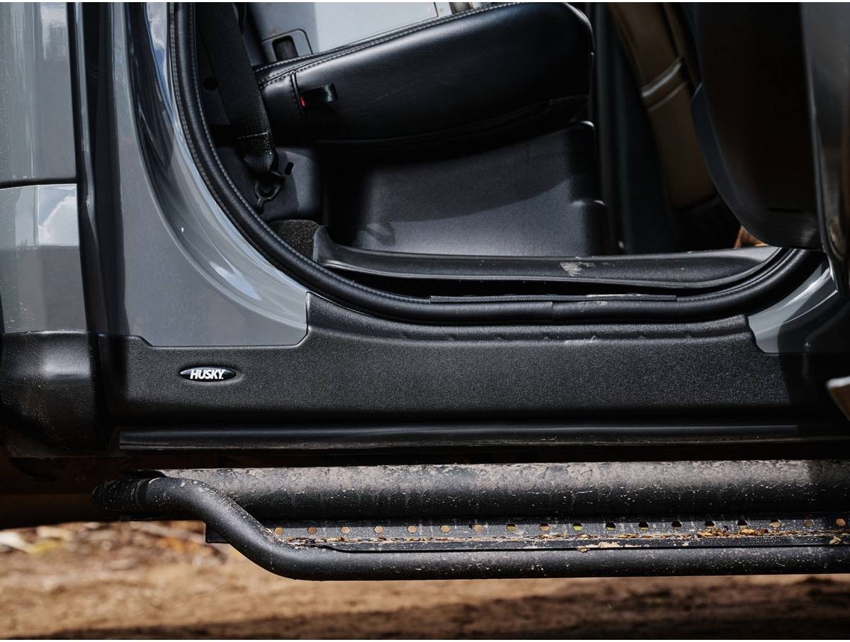 Husky Rocker Panel Kit Fits 14-19 Slvrd 1500,15-19 Slvrd 2500/3500 Dbl Cab Set