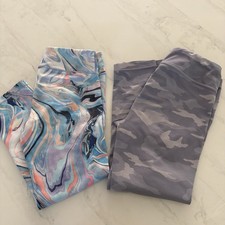 LOT of 2 Athleta Girl Printed Chit Chat Capri Leggings 14 Sporty Athleisure