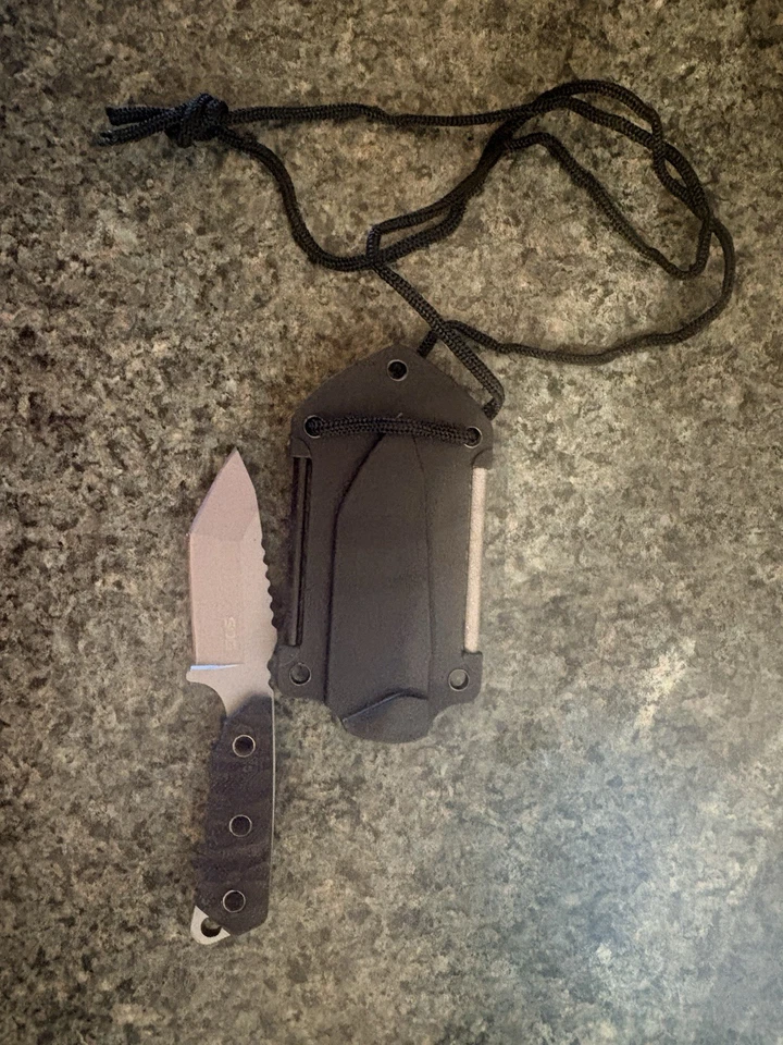 SOG Reverse Tanto Neck Knife - Image 3 of 4