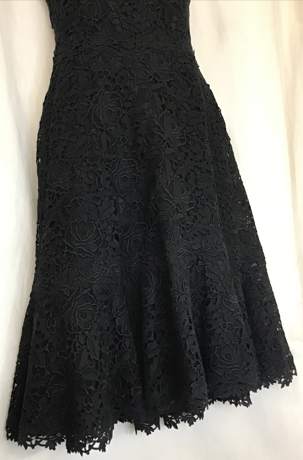 Abito Valentino senza maniche nero floreale ricamato taglia 2 nuovo con etichette $5980