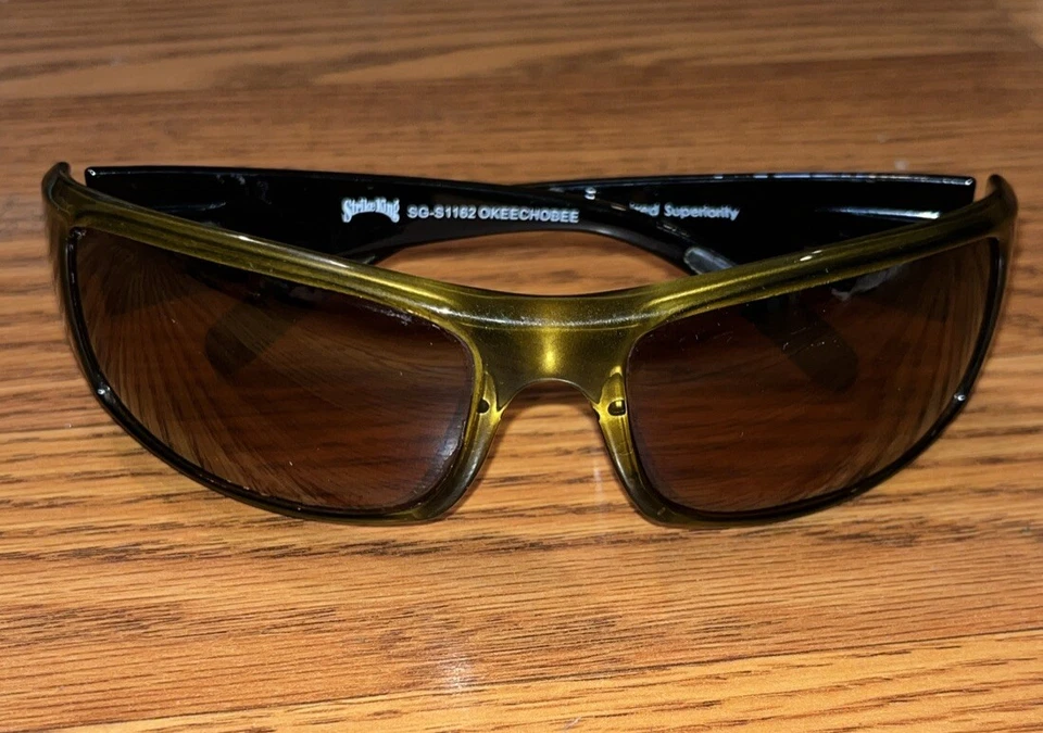 STRIKE KING 运动包裹式太阳镜 SG-S1162 OKEECHOBEE 橄榄绿色漩涡 — 第 2/4 张图片