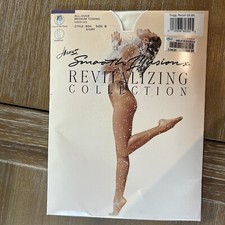 Hanes Smooth Illusions Vintage 1998 Pantyhose - New - Size B Ivory