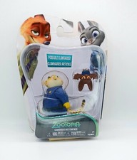 DISNEY ZOOTOPIA POSEABLE CLAWHAUSER FIGURE AND BAT EYEWITNESS. NIB