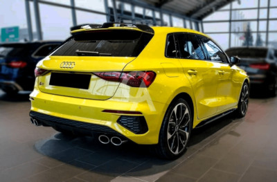 Heckspoiler für Audi A3 8Y Schrägheck Glanz Schwarz OTG Style Dachlippe UK VERKÄUFER