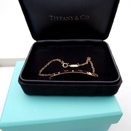 Co. Atlas Bangle Bracelet AU750 