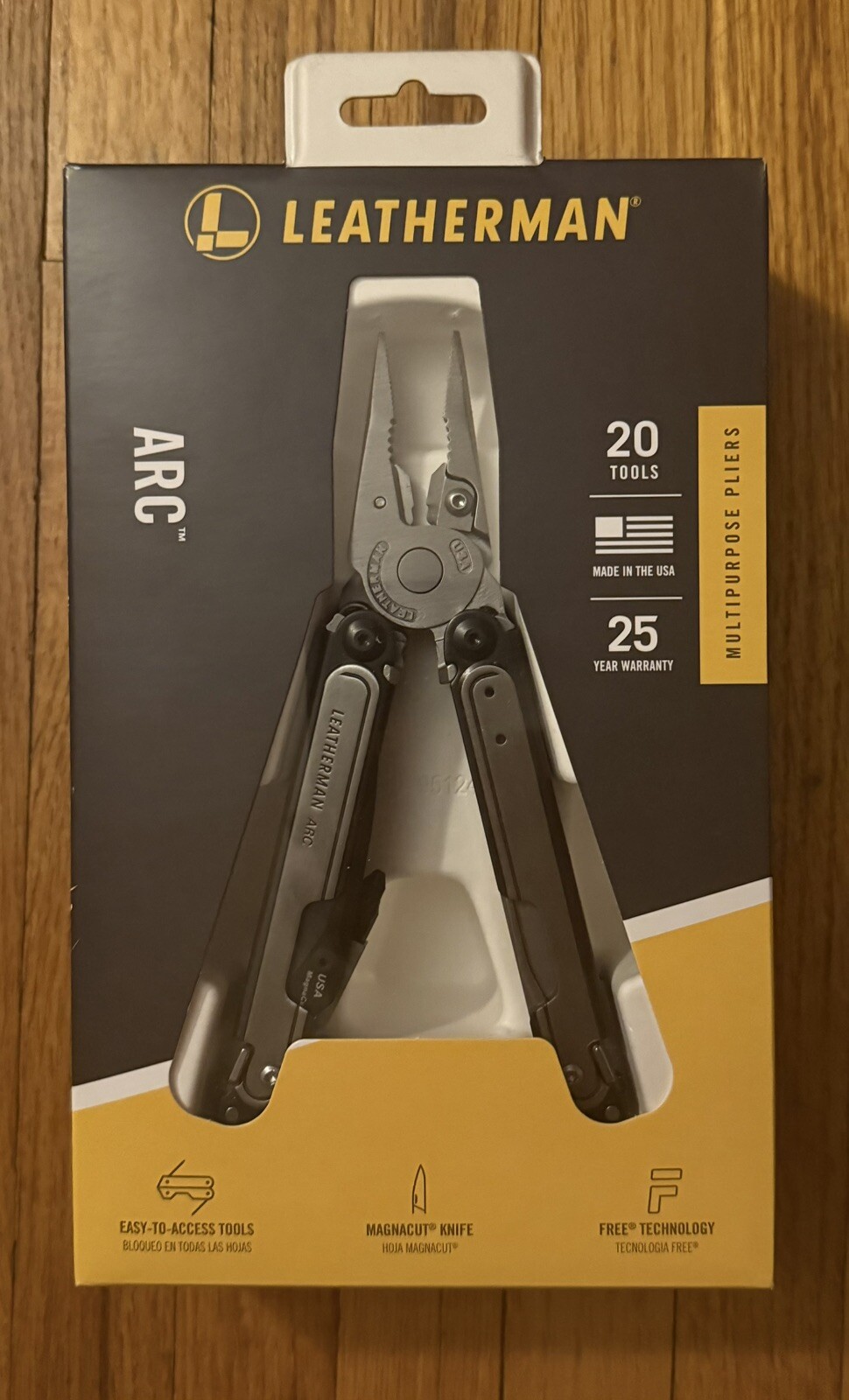 Leatherman ARC Multi-Tool - Black DLC & Stainless Steel. NEW - Free Shipping