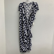 NWT Amazon Essentials Wrap Dress Women's 4X Blue White Floral Stretch Knit Short
