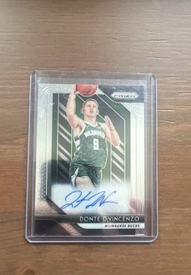 2018-19 Panini Prizm - Rookie Signatures Donte DiVincenzo #RS-DDV (AU, RC)