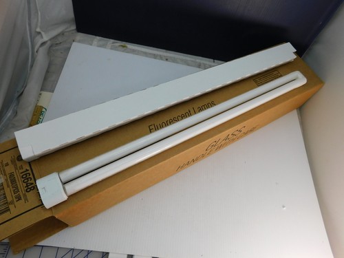 NOS GE 16648, Fluorescent light bulbs, case of 10, F40/30BX/SPX35, 4 pin
