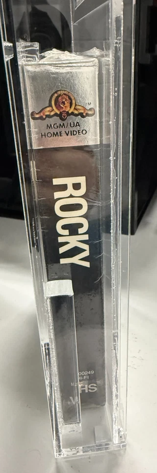 Rocky VHS 1988 MGM Silver Foil - New, Sealed - Dogbone Seal - IGS 8.5 8 - Immagine 4 di 4