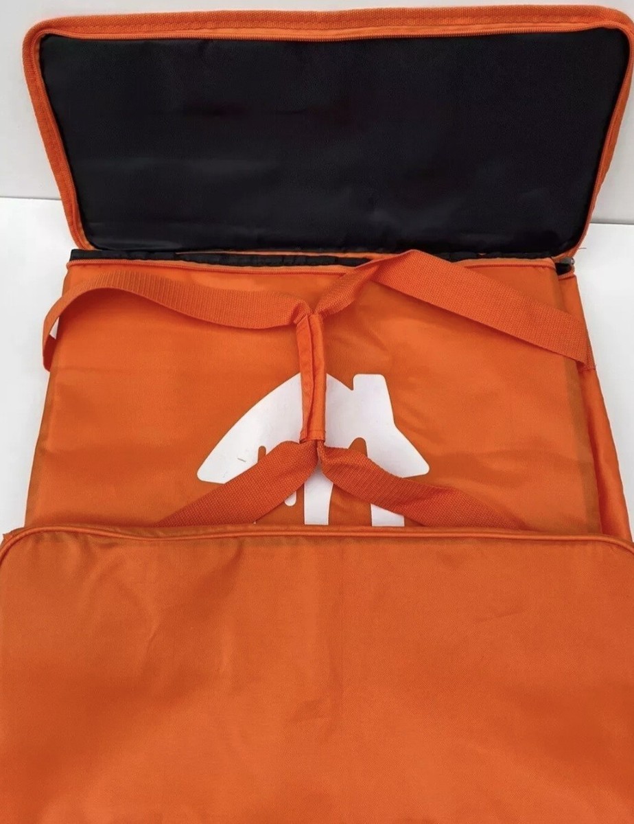 Lviv, Ukraine- January 13, 2020: Glovo Delivery Bag In Car. Man Worker Puts Thermobag Auto Food Delivery Company Lviv Ukraine January Glovo Image169199435 - Foto 8