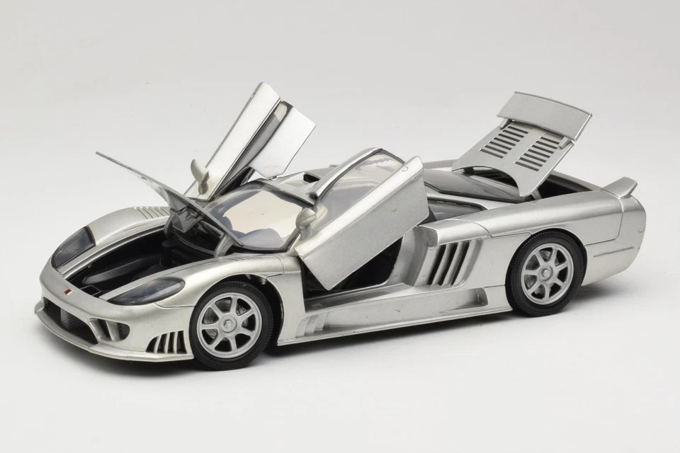 23124646-M20 Saleen S7 Silver Welly 1:18 - Immagine 2 di 4