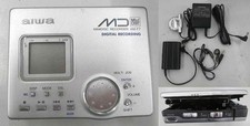 AIWA AM-F7 Portable MiniDisc Audio Player MD Recorder Digital Silver Japan
