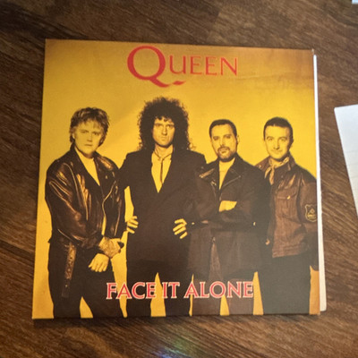 Queen Face It Alone vinyl Single Rock