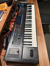 Roland JUNO-D Keyboard Synthesizer