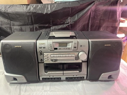 Aiwa Boombox CA-DW530U CD/Radio/works Cassette NO REMOTE