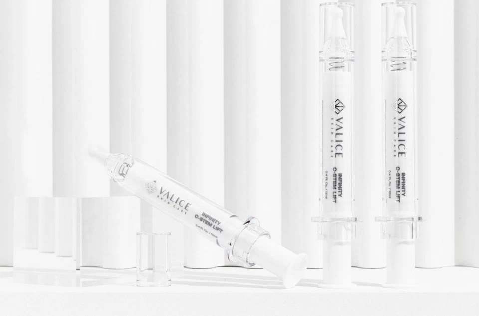 Instant Face Lift Serum Uses Advanced Stem Cell & Peptides for an ageless finish - Image 4 of 4