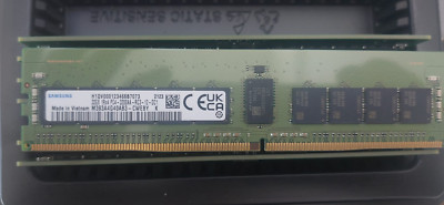 Samsung 32GB 1Rx4 DDR4 3200 MHz ECC REG M393A4G40AB3-CWE Server Workstation RAM