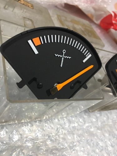 Ford XD Dash Gauges Fuel / Temp VDO Ford NOS R1AB47 - Picture 2 of 12
