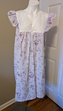 NOS CAROLE Size Medium Sleeveless Lavender Floral Nightgown Classic Nightie NWT