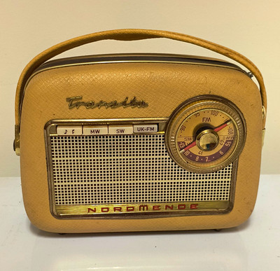 Nordmende Transita Portable Vintage Radio AM/FM Shortwave with Carrying Handle