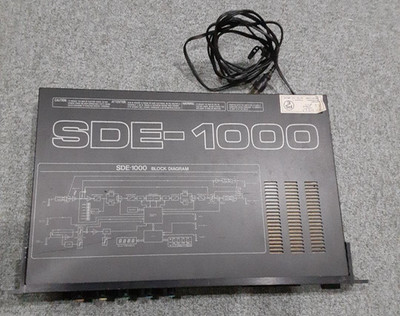 Roland SDE-1000 Digital Delay Rack Effektprozessor Modulation...