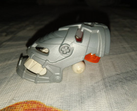 LEGO BIONICLE: 2006 VEZON FENRAKK 8764 HELMET & SKULL