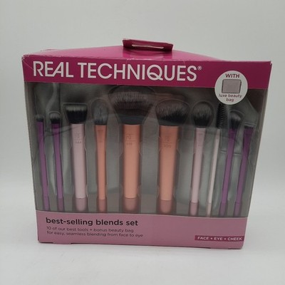 Real Techniques Blends Set, 10-Piece Makeup Brush Collection with Beauty Bag for