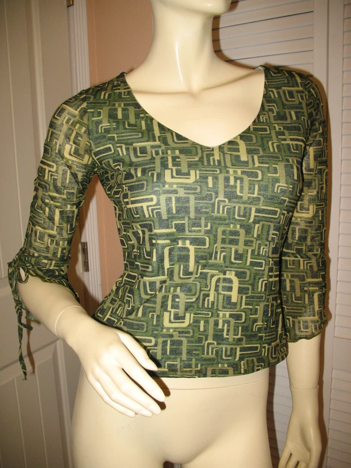 Vintage Y2K 90s Heart Soul V-Neck Top Bell 3/4 Sleeve Made USA Green Preppy Boho - Image 4 of 4