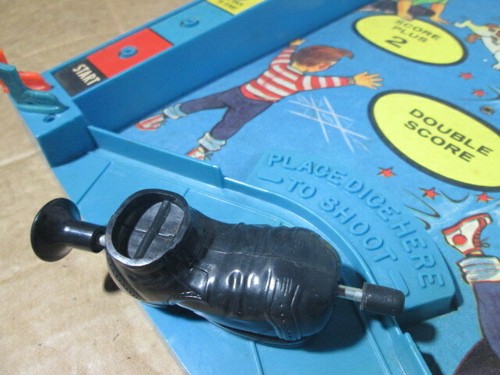 Remco Kick the Can Style No. 817 Vintage 1960 Mid Century Awesome Graphics - Picture 5 of 12