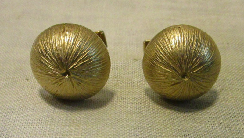 Cufflinks Vintage Goldtone