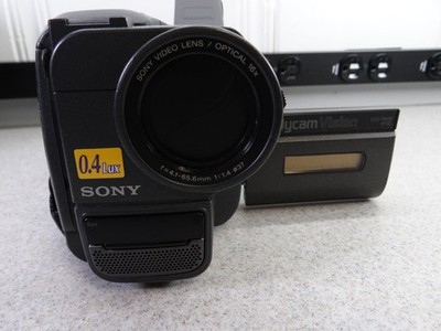 Sony Handycam Vision CCD-TRV15 Video8 XR Camcorder 16x/64x 2.5