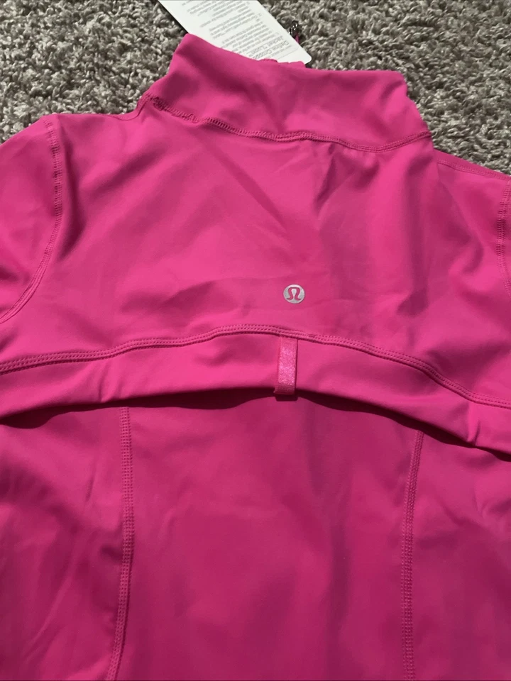 Chaqueta corta con cremallera Lululemon para mujer rosa Define talla 4 bolsillos para los pulgares Foto 4 de 4