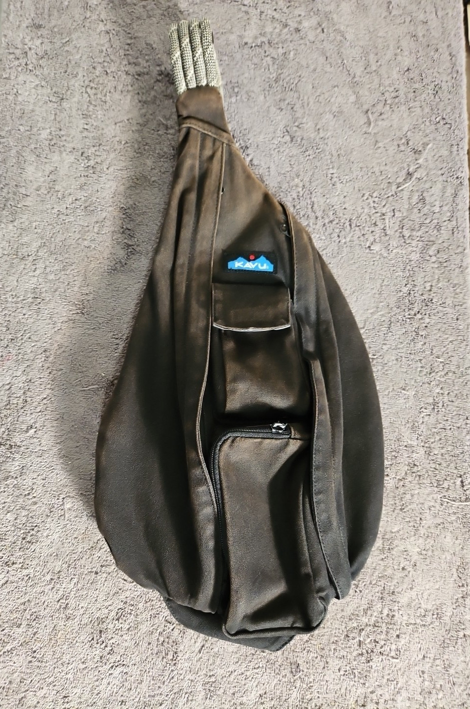 KAVU Black Canvas Topo Rope Sling Bag  Adjustable Strap