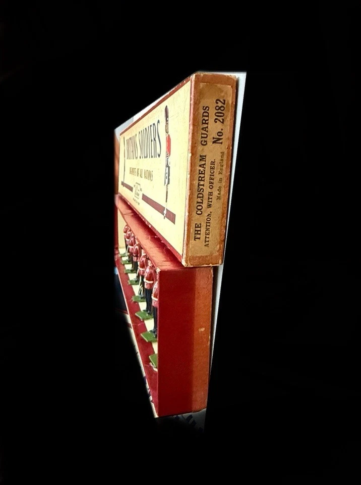 WBritain Pre 1970 THE COLDSTREAM GUARDS # 2082 - Image 2 of 4