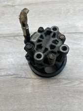 Pompe direction assistée Toyota RAV4 II