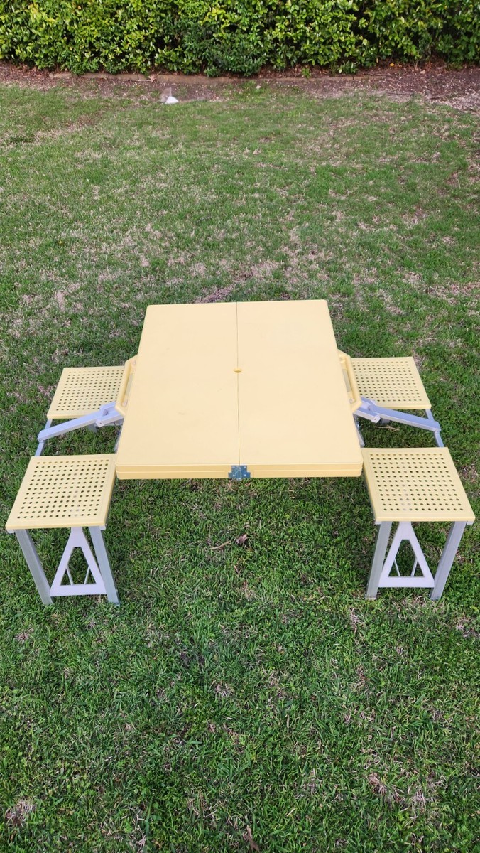 Vintage Handy Portable Picnic Table & Chair Set Folding Suitcase