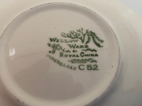 Blue Willow Ware by ROYAL CHINA Coffee / Tea Cup & Saucer Set - Underglaze C 52 - Picture 9 of 9