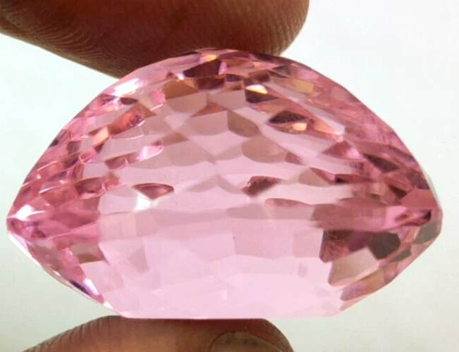 AAA+ Large 72.55 Ct. Pink Kunzite Trillion Cut Loose Gemstone Gift for Women/Her - Image 3 of 4