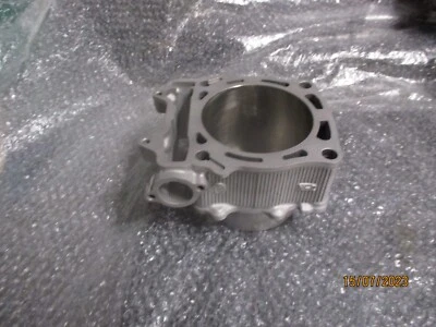 cylindre revasil , nikasil neuf pour YAMAHA 450 YZF 2010 à 2013 réf 33D-11311-00 - Photo 1/4