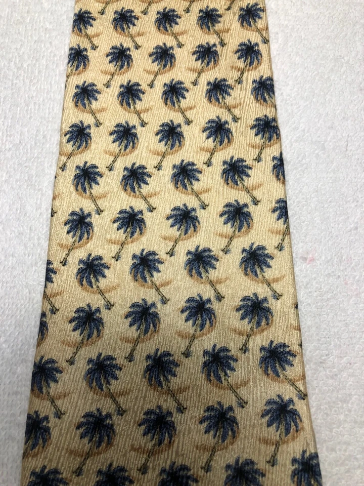 TANGO MENS TIE YELLOW WITH BLUE PALM TREES 3.75 X 60 Foto 3 de 4