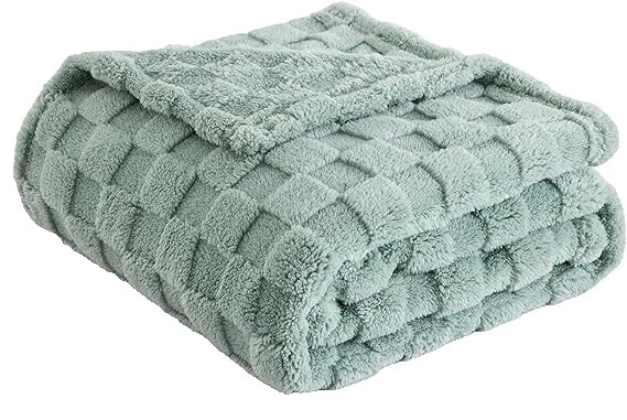 Cobijas y mantas de lana Amor